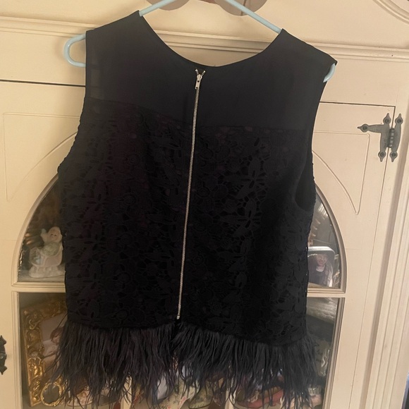 Greylin Navy Blue  Lace Tank Top with Feathered Hem XL - Picture 2 of 3